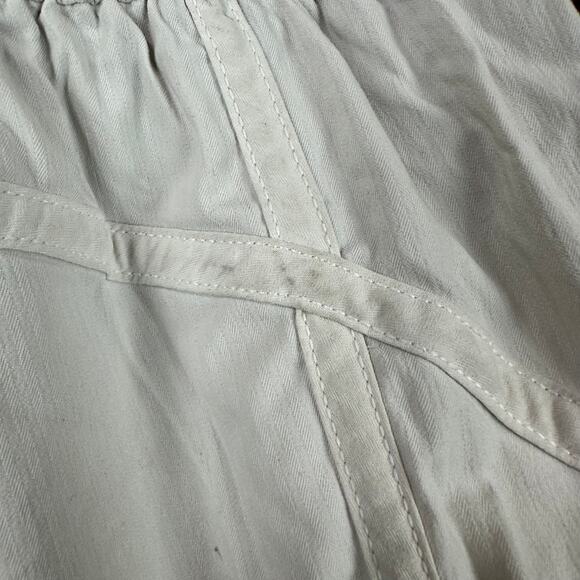 Lululemon Tracker Short V 4" White Women's Size 4 Good Used Condition STAINED - Picture 3 of 8